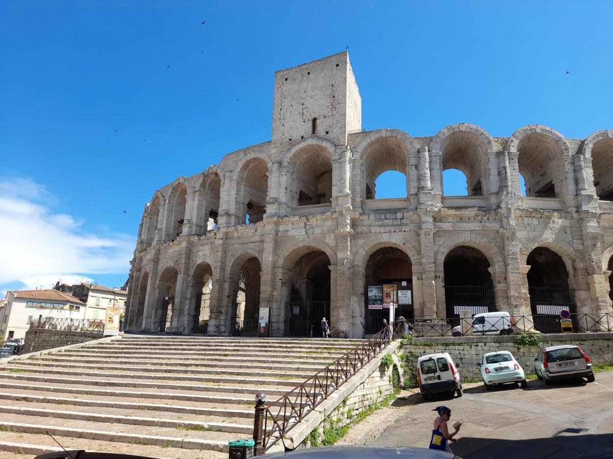Portagnel Villa Arles Exterior photo